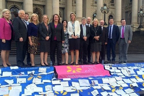 Special tribute to breast cancer women